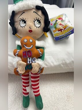 Betty Boop Holiday Christmas Elf Plush Doll “Merry Message Collection”